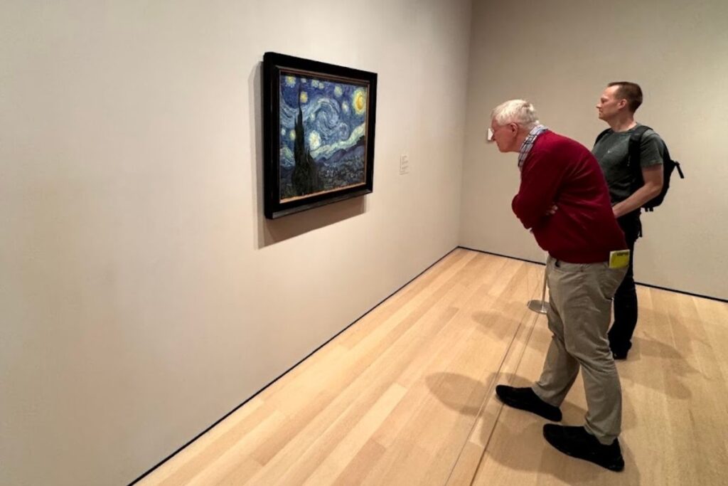 Van Gogh's Starry Night at the Museum of Modern Art (MoMA) - original photo
