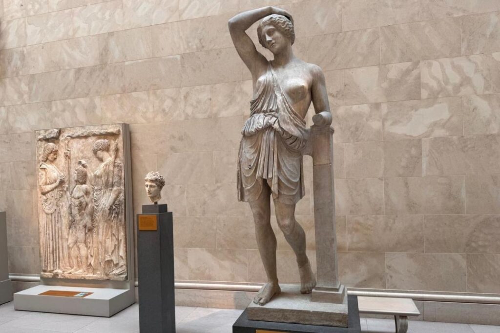 Greek Gallery at the Metropolitan Museum of Art - MET - Original Photo