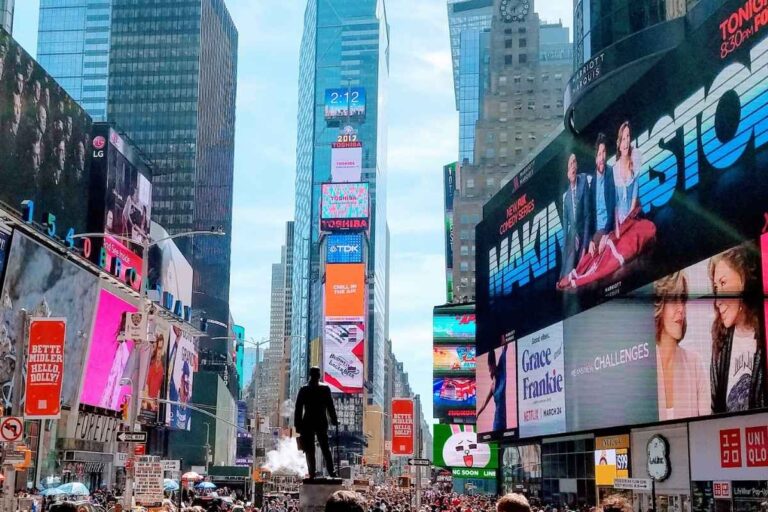 Sehenswürdigkeiten in New York nahe dem Times Square: 7 Erlebnisse, die man nicht verpassen sollte