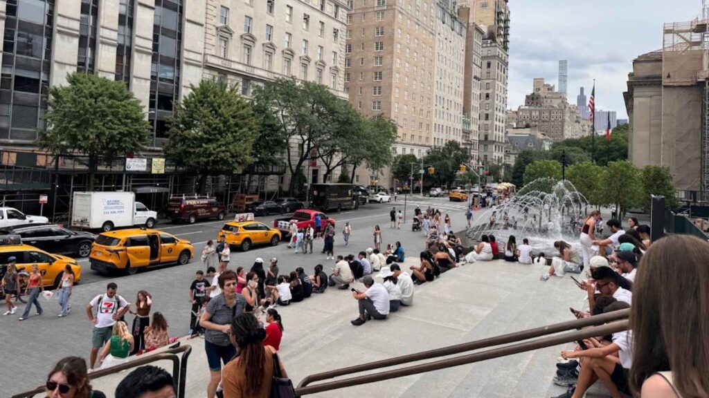 Things To Do In New York With Friends: 7 Unforgettable Experiences in 2026